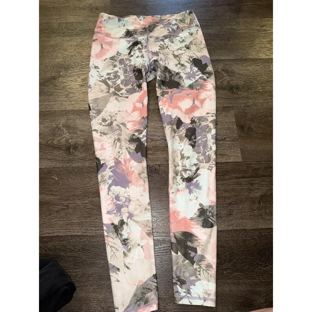 Fabletics Powerhold Define Leggings Mid Rise 7/8 Length Womens S Floral